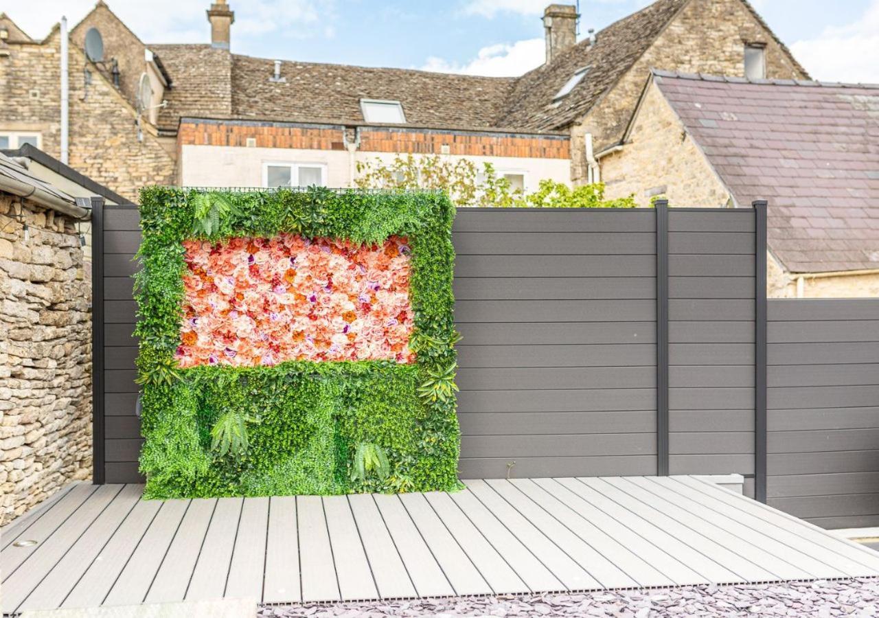 Villa Maple Rose - 2 Bed With Garden In Minchinhampton! Extérieur photo