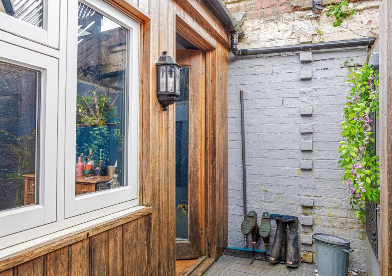 Villa Maple Rose - 2 Bed With Garden In Minchinhampton! Extérieur photo