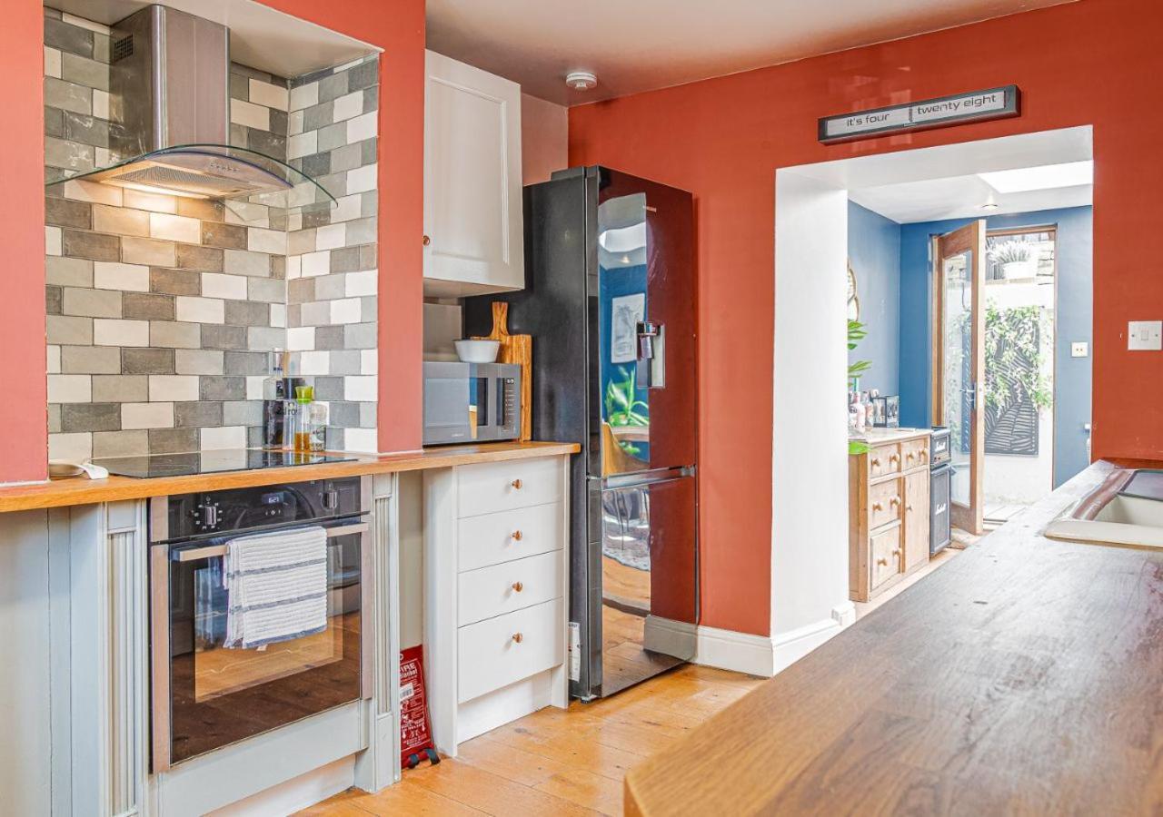 Villa Maple Rose - 2 Bed With Garden In Minchinhampton! Extérieur photo